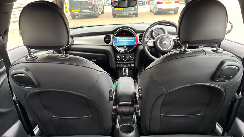 MINI Hatchback 2.0 Cooper S Exclusive 3dr Auto Petrol Hatchback